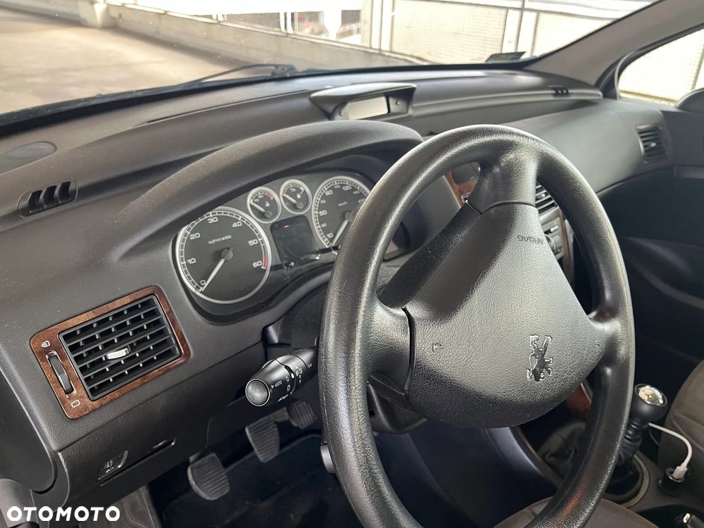 Peugeot 307 2.0 HDi Premium - 21