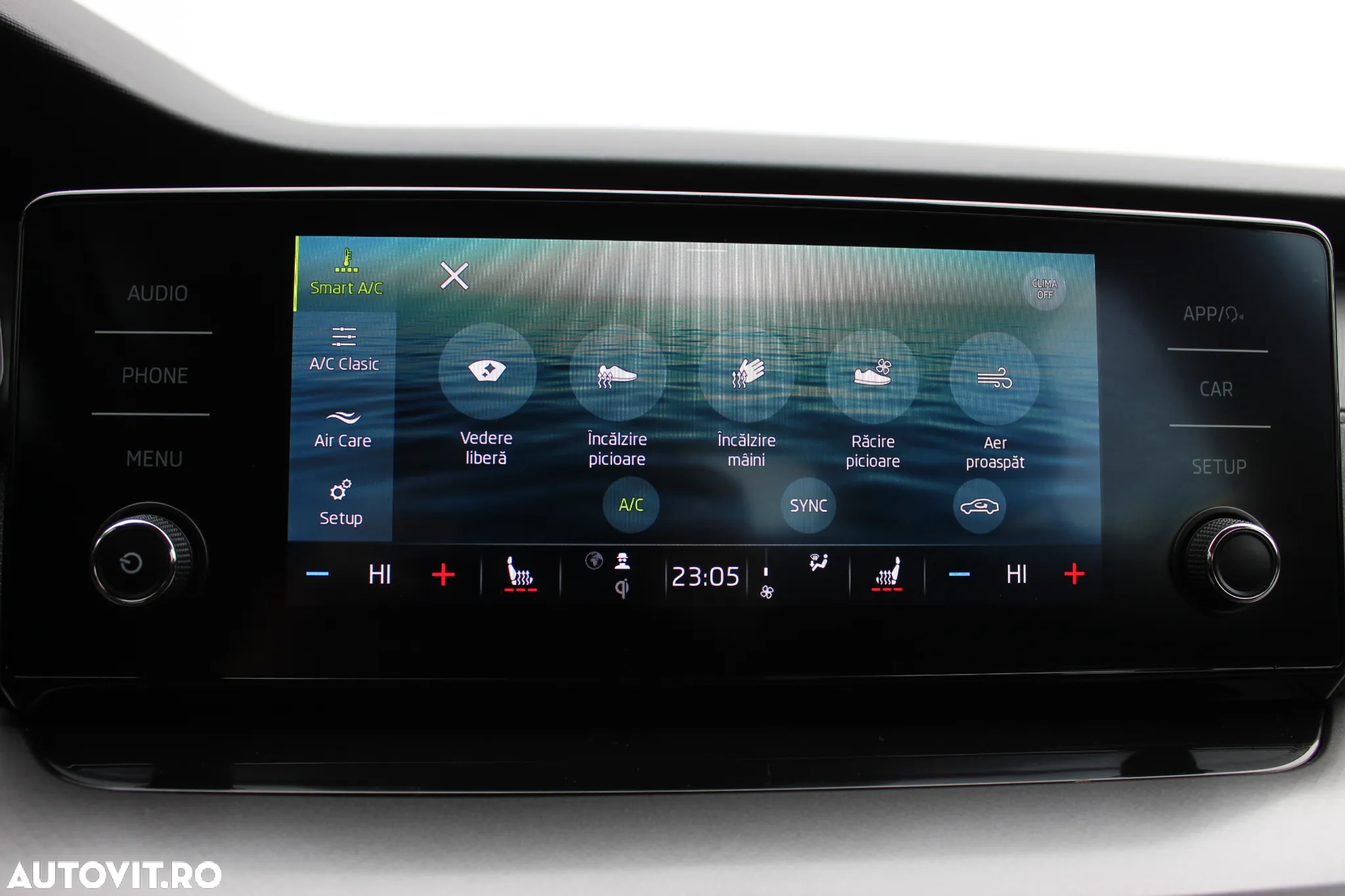Skoda Octavia 2.0 TDI DSG Ambition - 24