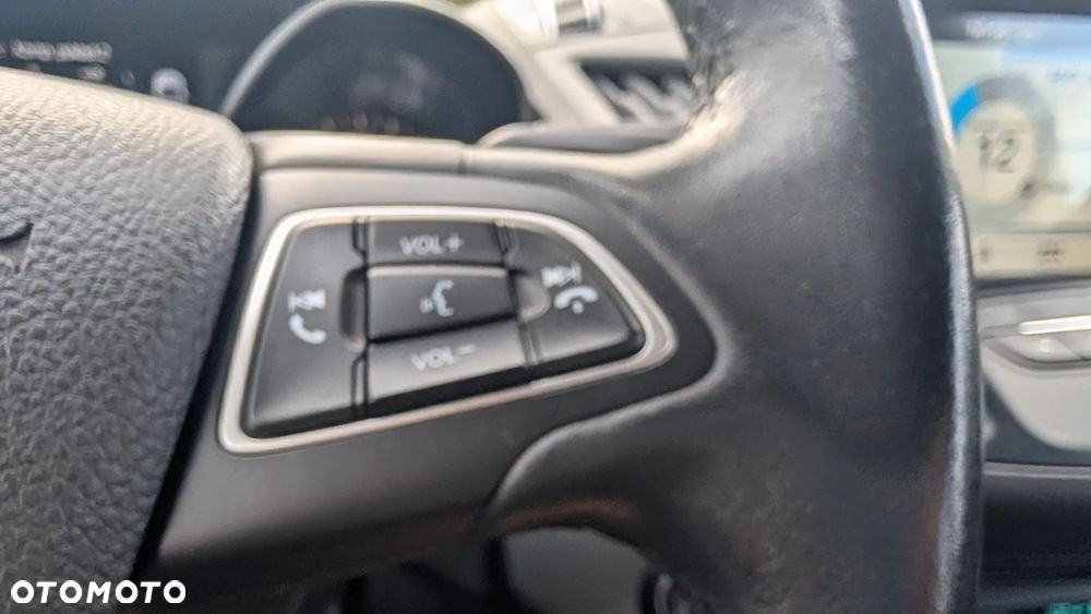 Ford Kuga 1.5 EcoBoost 2x4 Business Edition - 17