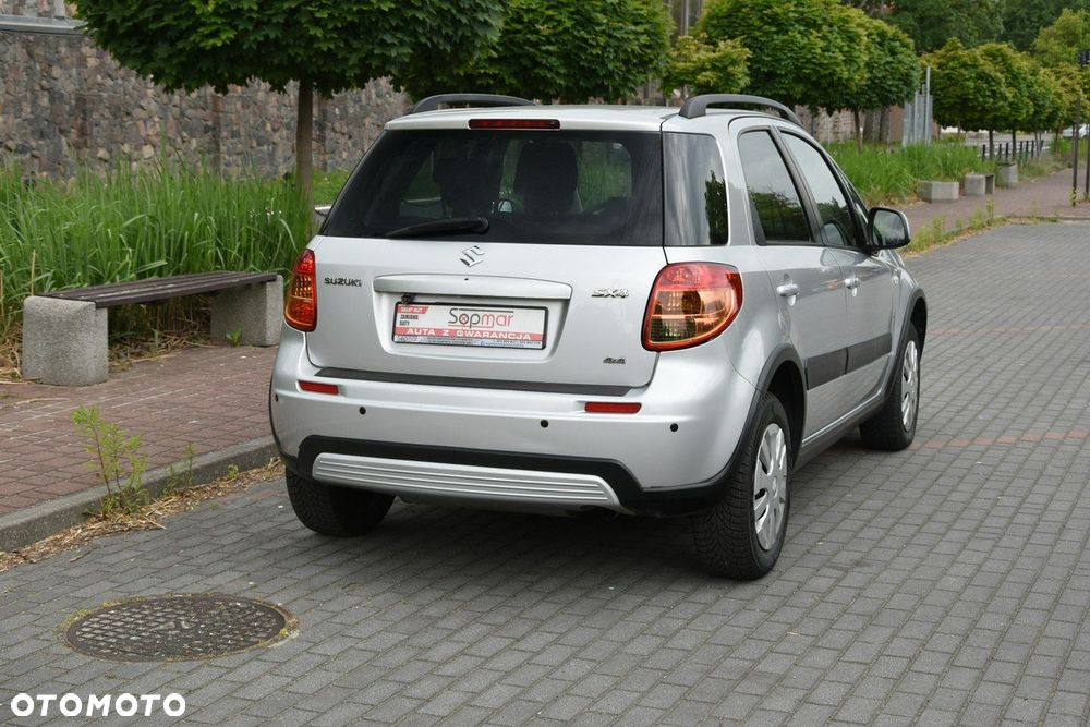 Suzuki SX4 - 10