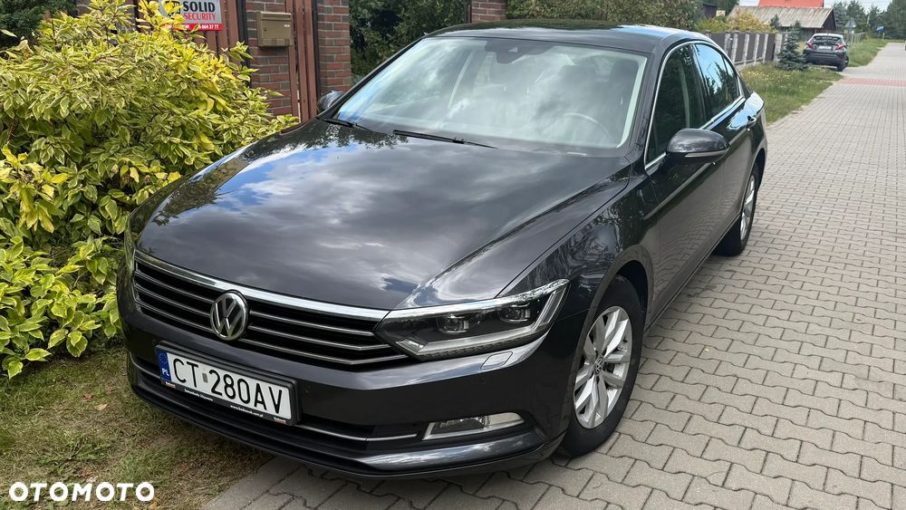 Volkswagen Passat 2.0 TDI SCR Comfortline DSG - 2