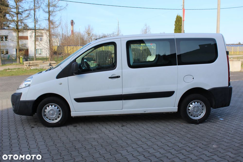 Peugeot Expert - 8