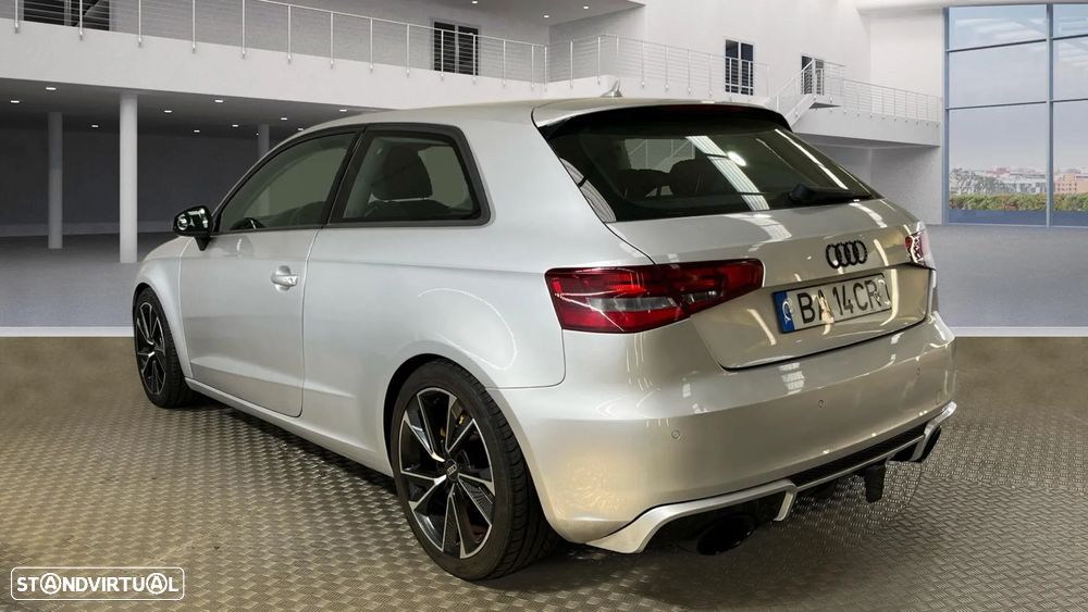 Audi A3 1.6 TDI S tronic Ambiente - 4