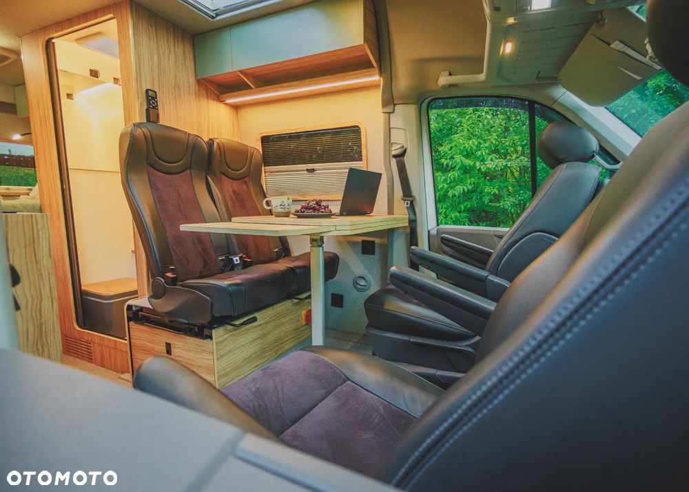Volkswagen Crafter campervan - 28