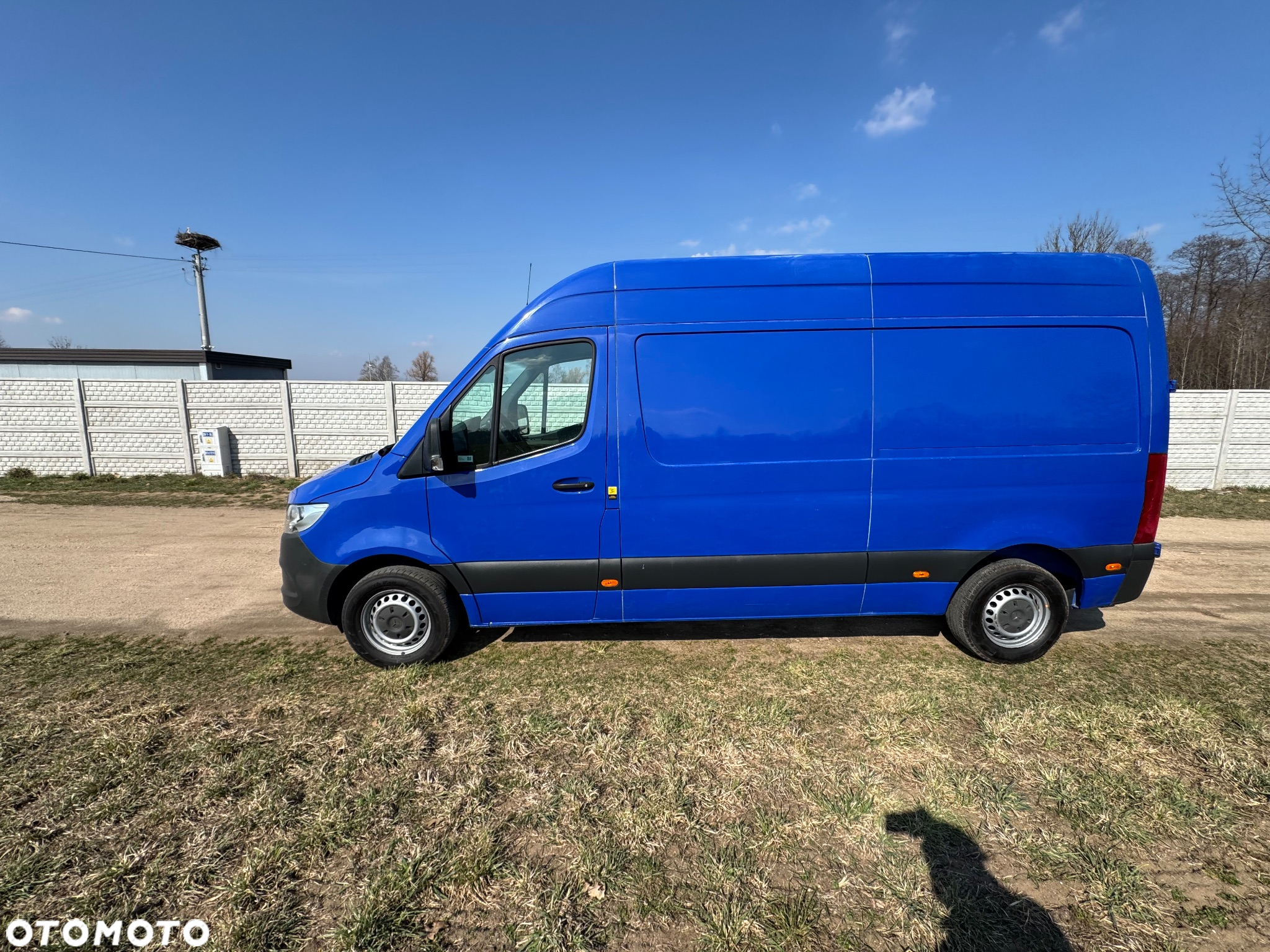 Mercedes-Benz Sprinter - 4