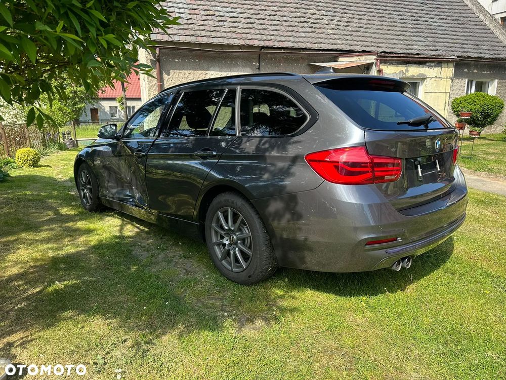 BMW Seria 3 320d xDrive Sport Line Shadow sport - 5