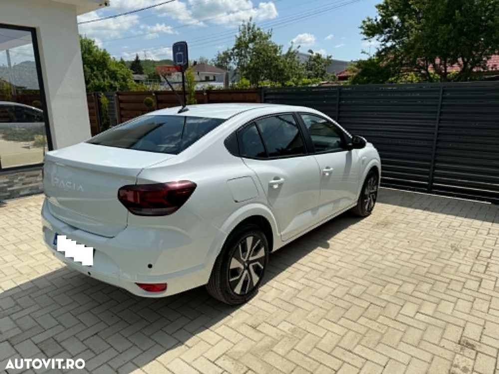 Dacia Logan ECO-G 100 MT6 Expression - 3