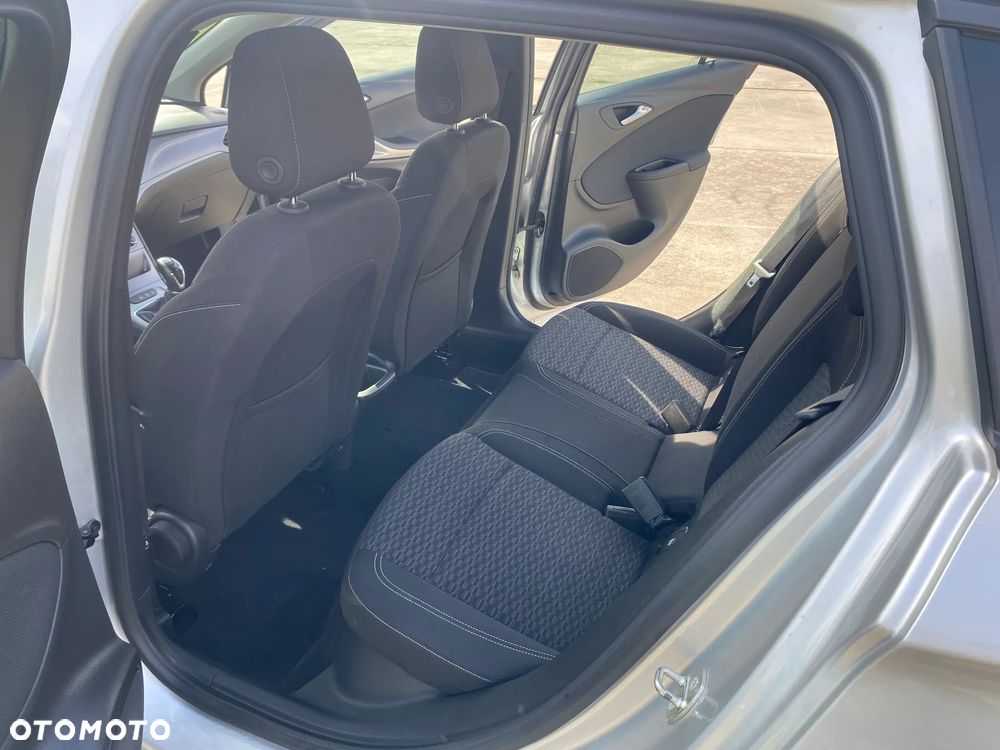Opel Astra 1.4 T Elite S&S - 15