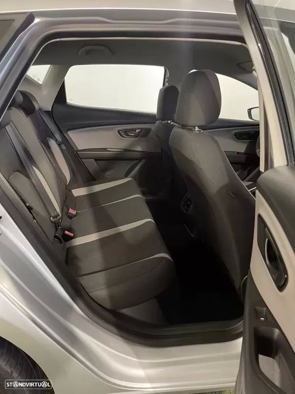 SEAT Leon 1.6 TDI Style Ecomotive - 22