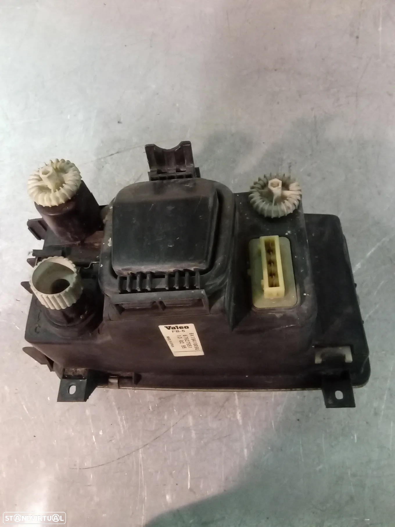 ÓTICA / FAROL SEAT IBIZA 6K 93-96 - ESQUERDO - 2