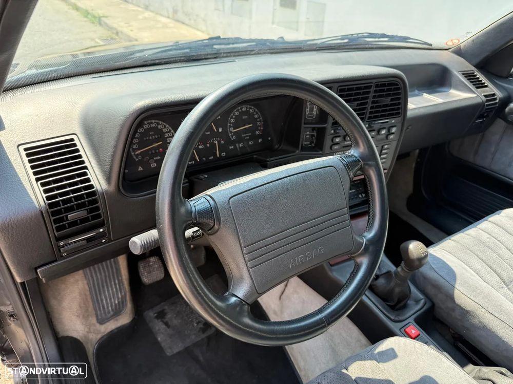 Lancia Thema 2.0 16V Turbo LX - 9