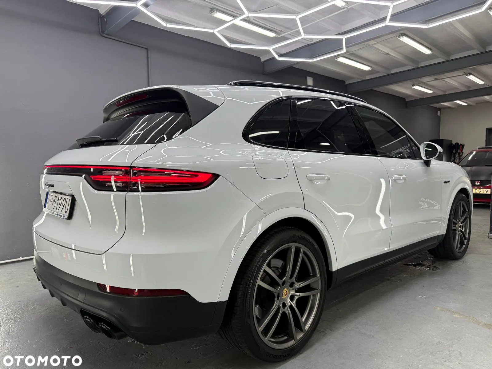 Porsche Cayenne E-Hybrid Platinum Edition - 11