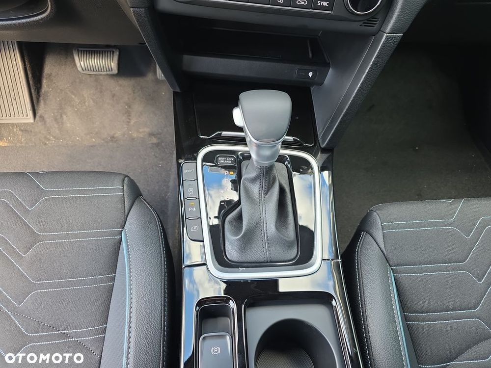 Kia XCeed 1.6 T-GDI Tribute DCT - 16