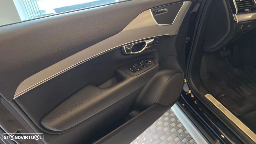 Volvo XC 90 2.0 D4 Momentum - 38