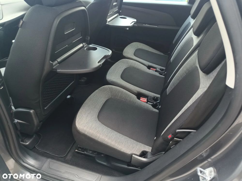 Citroën C4 Picasso - 12