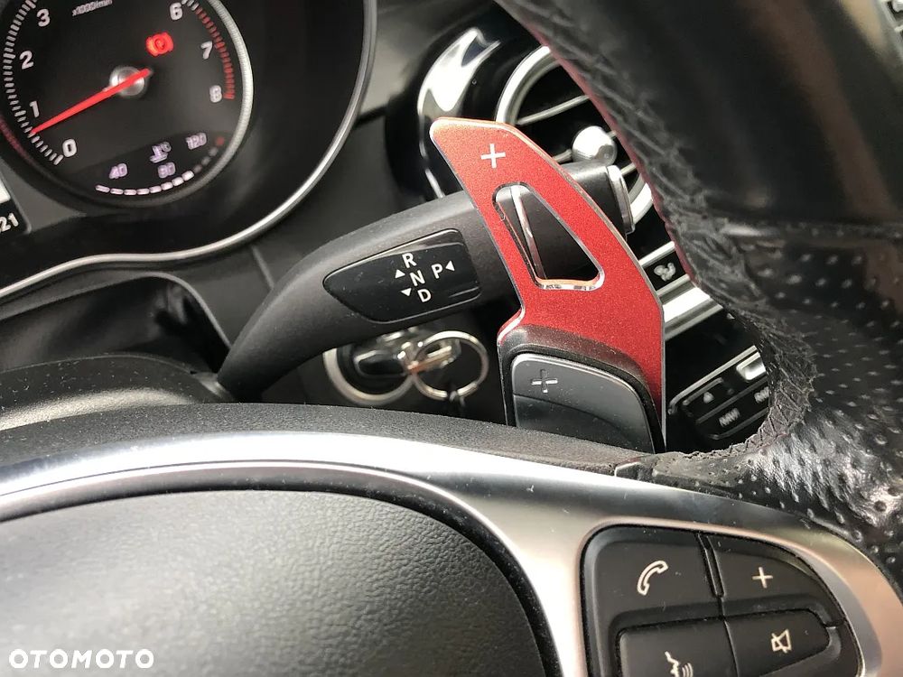 Mercedes-Benz Klasa C 250 7G-TRONIC AMG Line - 24