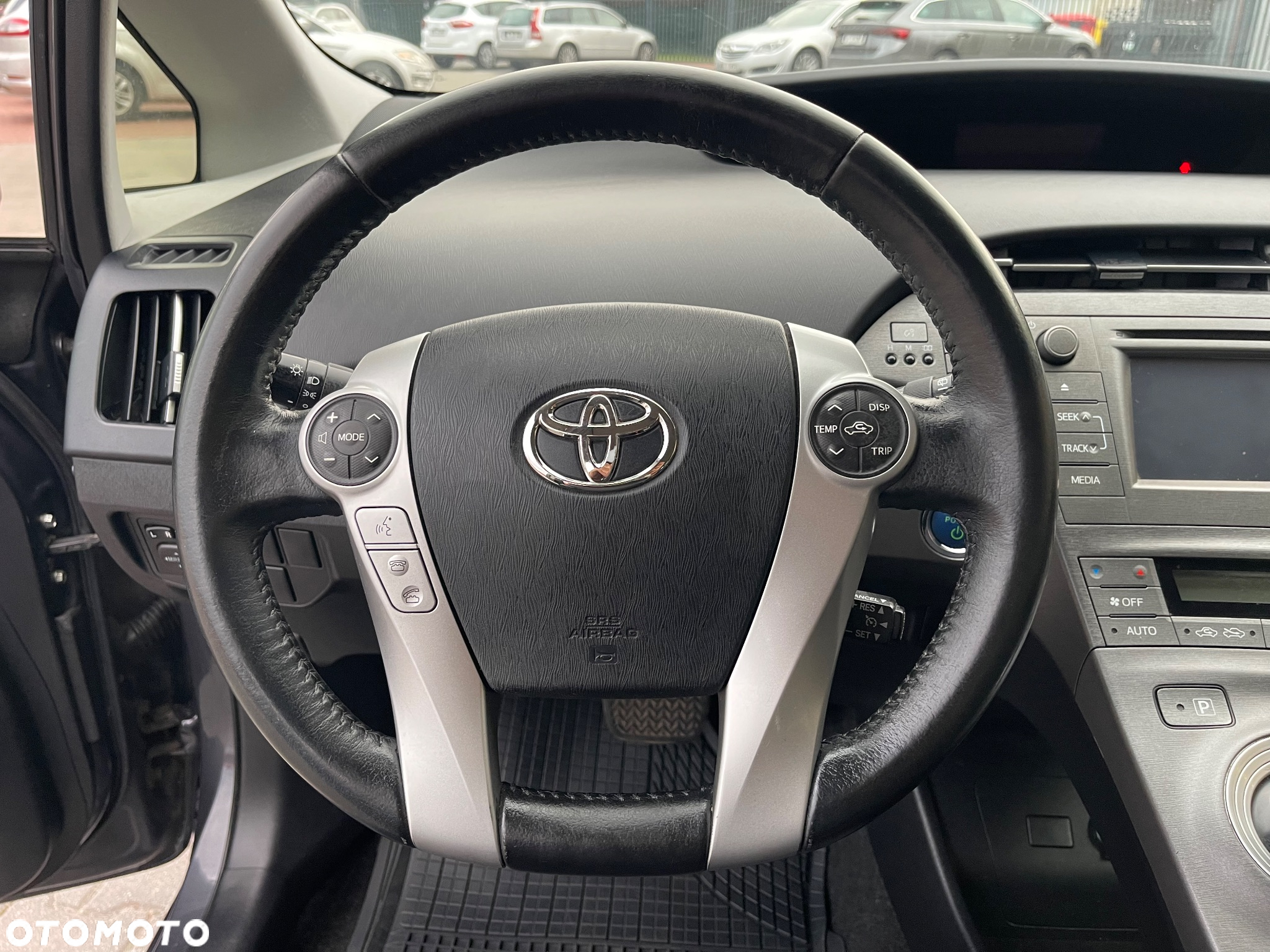 Toyota Prius 1.8 HSD Premium - 15