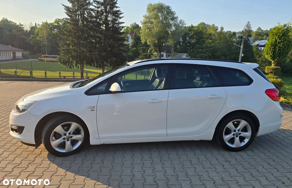 Opel Astra 1.4 T Cosmo - 8