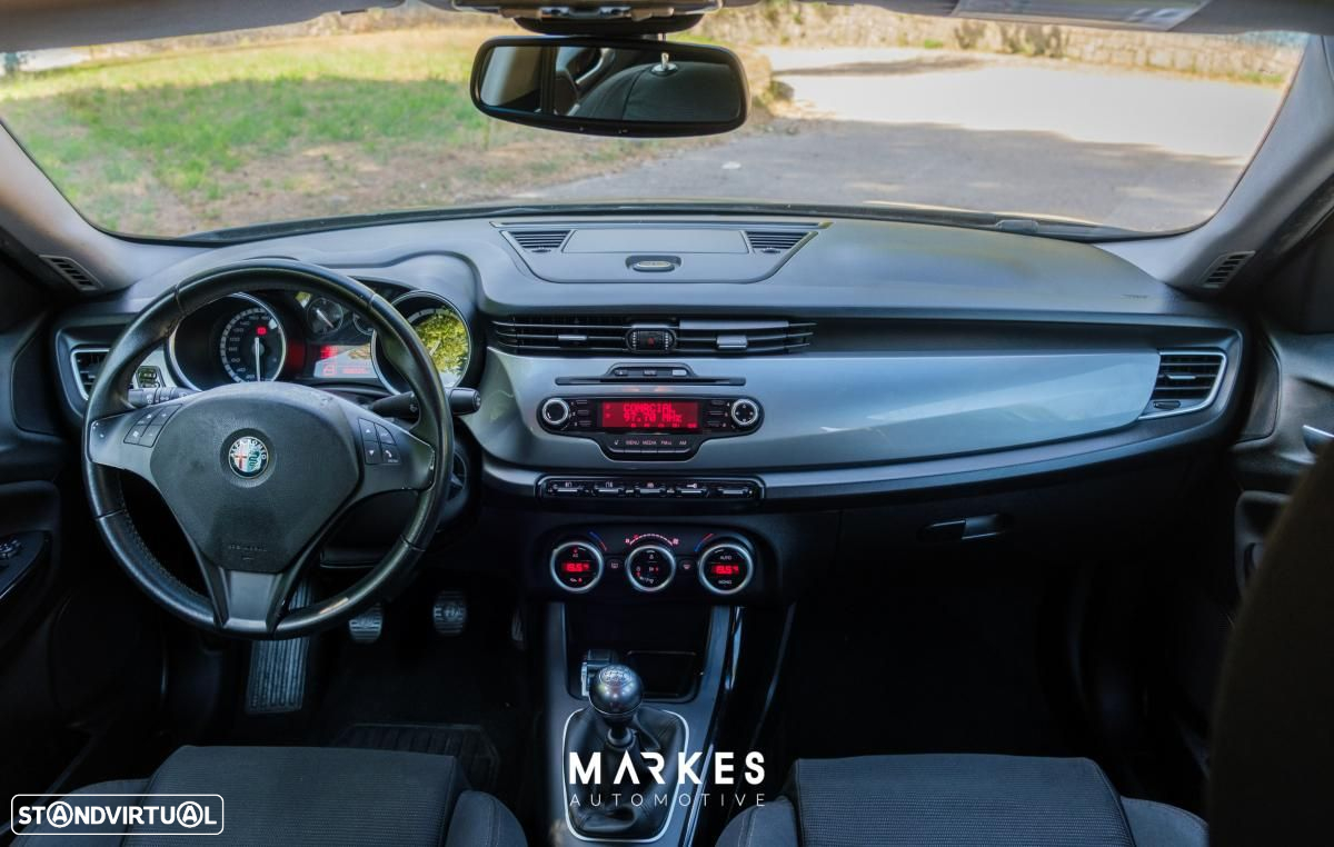 Alfa Romeo Giulietta 1.6 JTDm Distinctive - 12