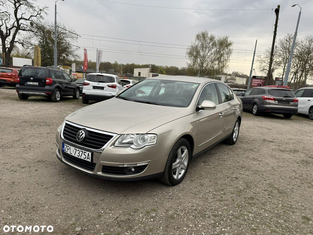 Volkswagen Passat 2.0 FSI Automatik Comfortline - 26