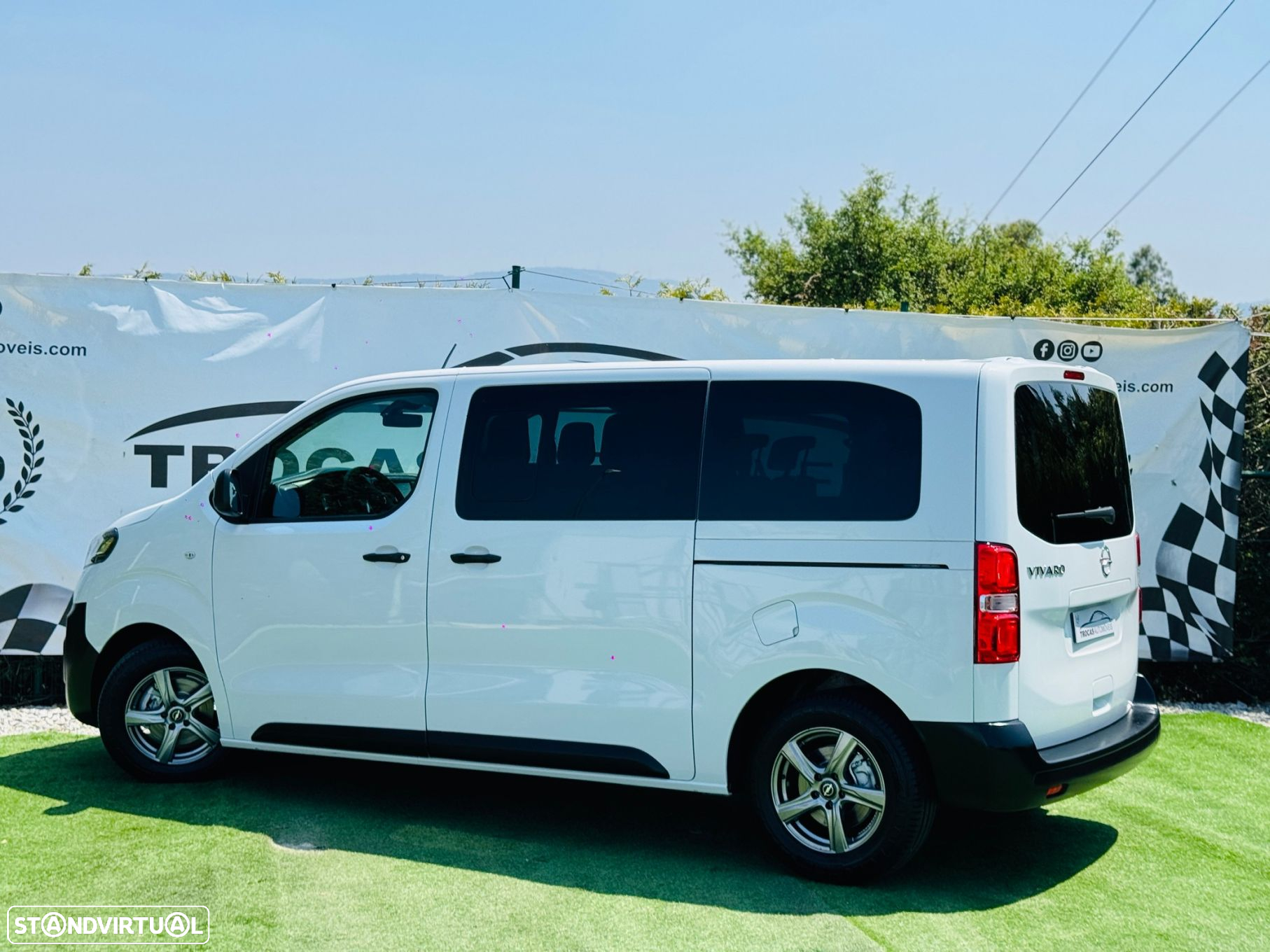 Opel Vivaro 1.5 CDTi L3H1 Essentia Inc - 40