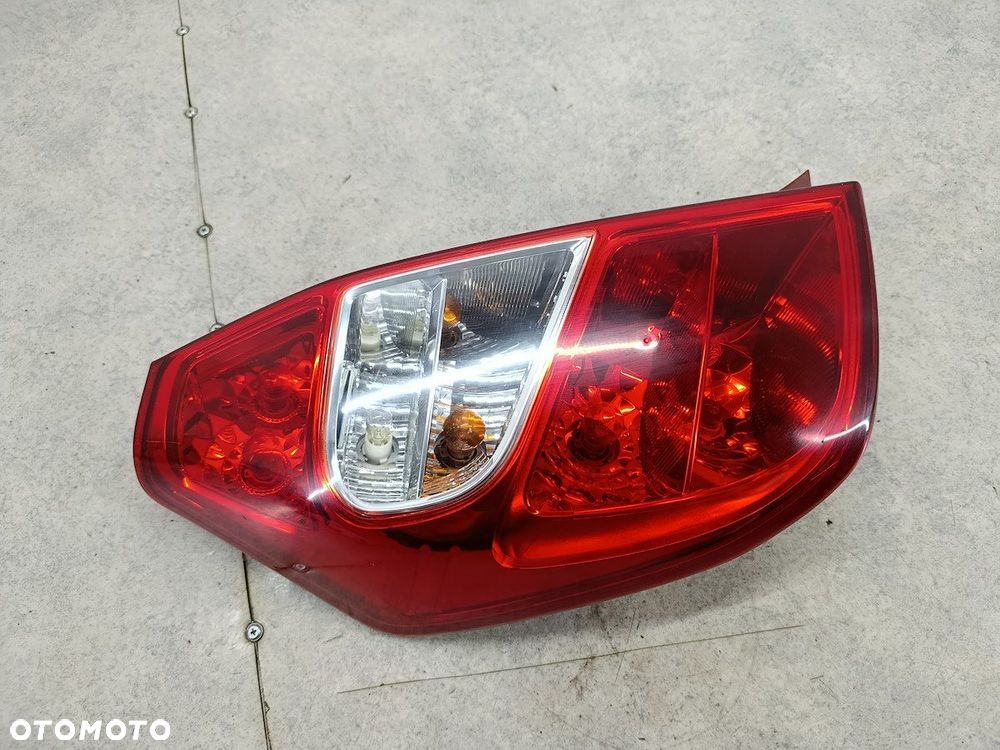 LAMPA TYLNA LEWA HYUNDAI I10 FL I 92401-0X110 HATCHBACK - 2