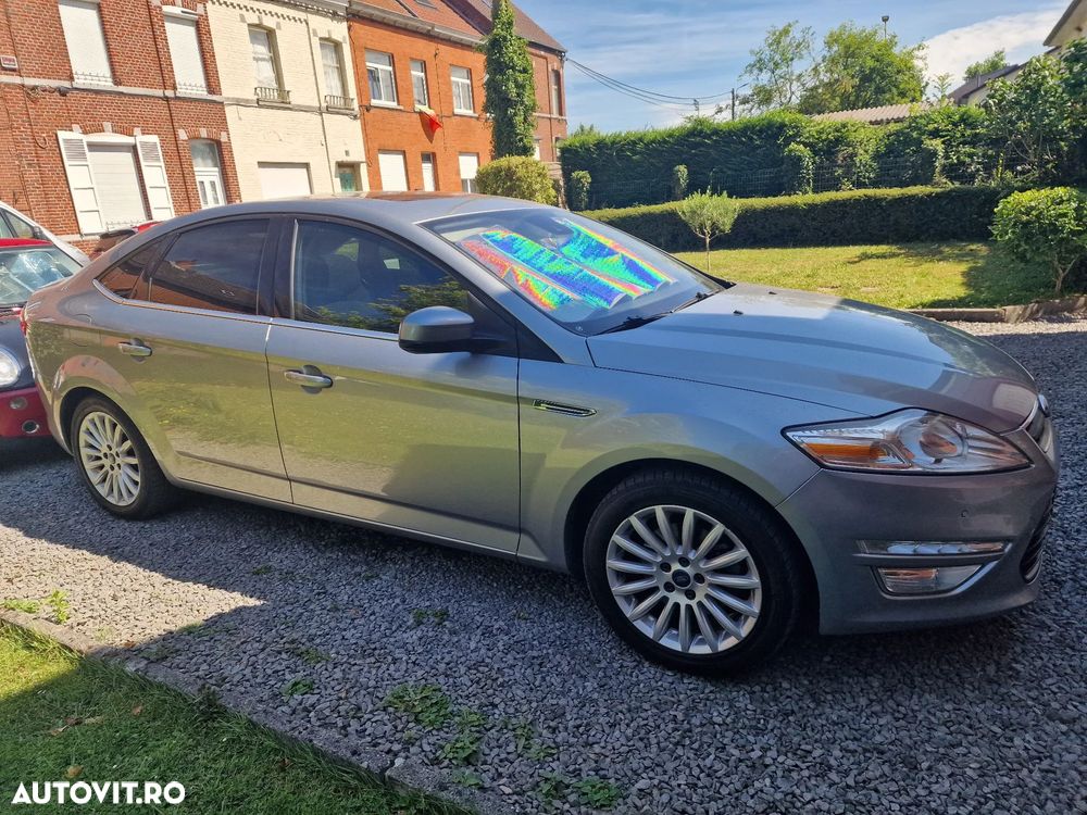 Ford Mondeo - 9