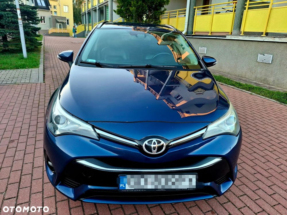 Toyota Avensis 2.0 D-4D Premium - 17