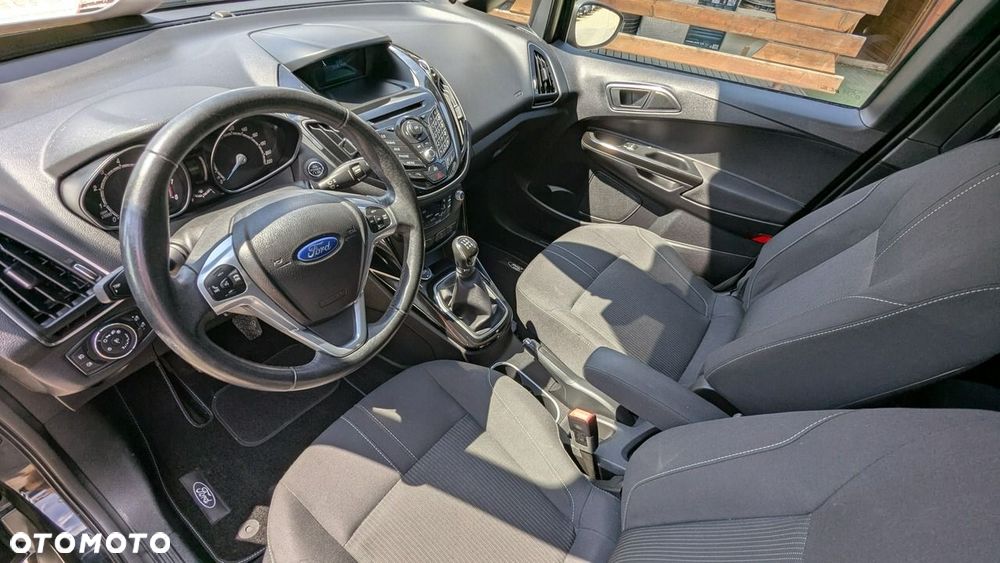 Ford B-MAX - 17