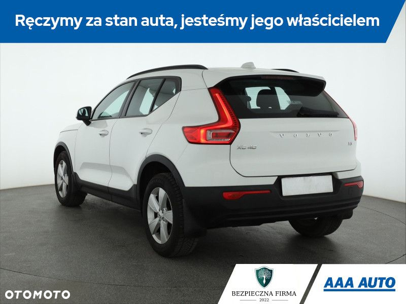 Volvo XC 40 - 5