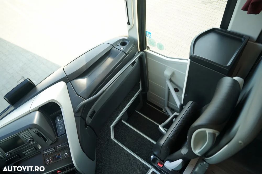 Mercedes-Benz / TOURISMO 15 RHD / EURO 6 / 12 METRI / IMPORT / - 26