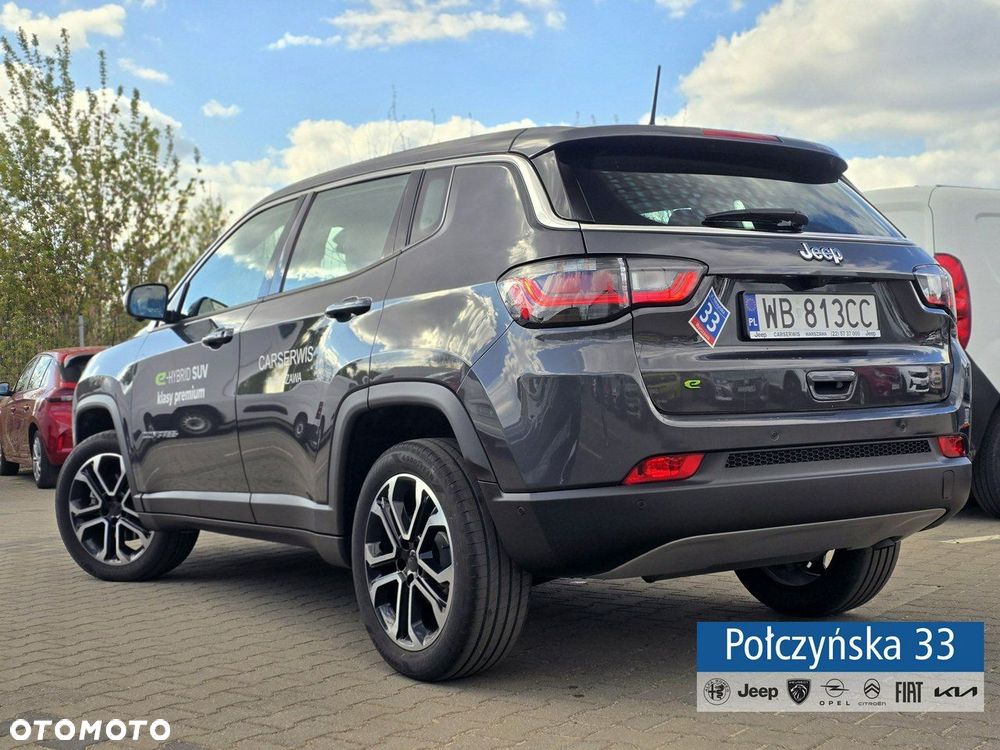 Jeep Compass - 4