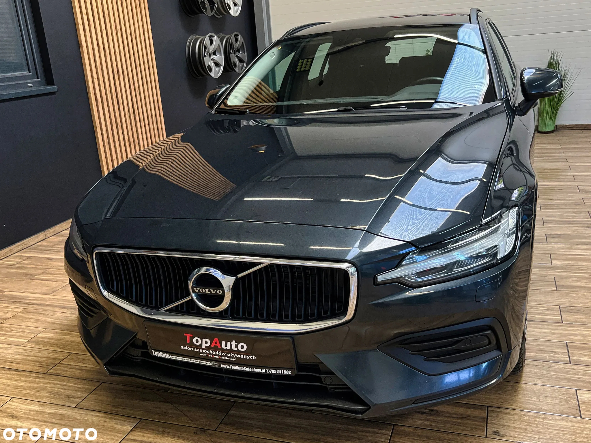Volvo V60 D4 Momentum - 14