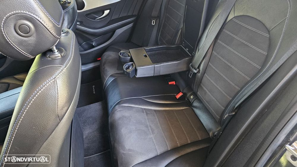 Mercedes-Benz C 300 de AMG Line - 35