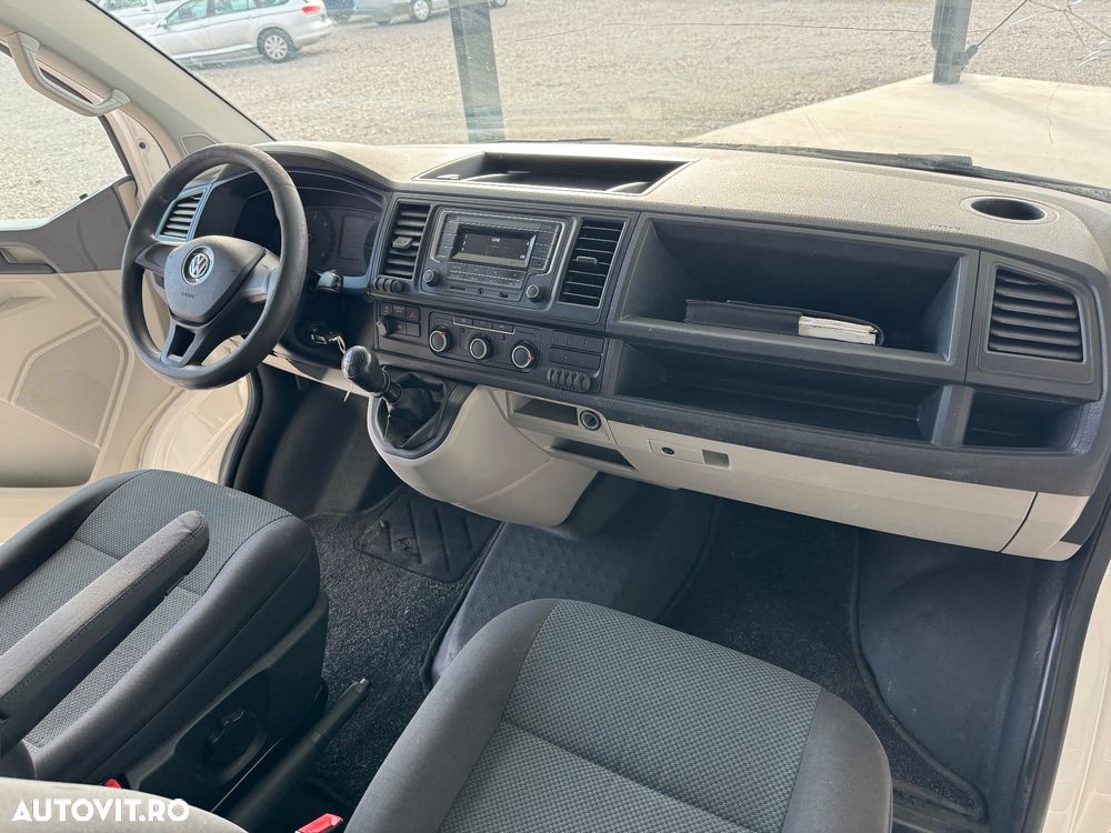Volkswagen T6 Transporter - 16
