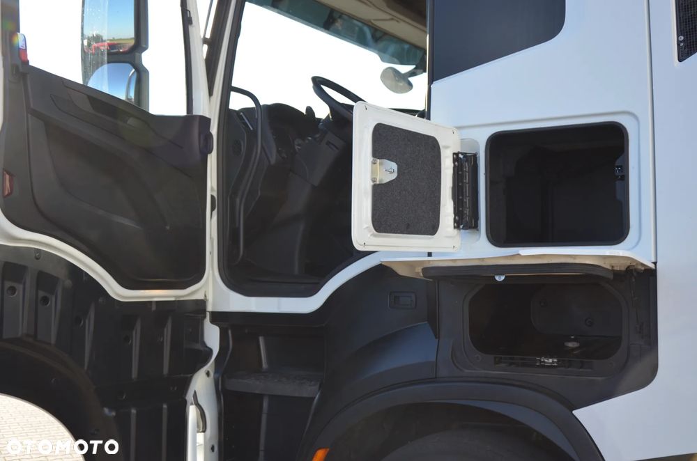 Iveco S-WAY 460 / 04.2024 / 156000KM ! / LED / RADAR / ASYSTENT / NAVI / 0291 - 8