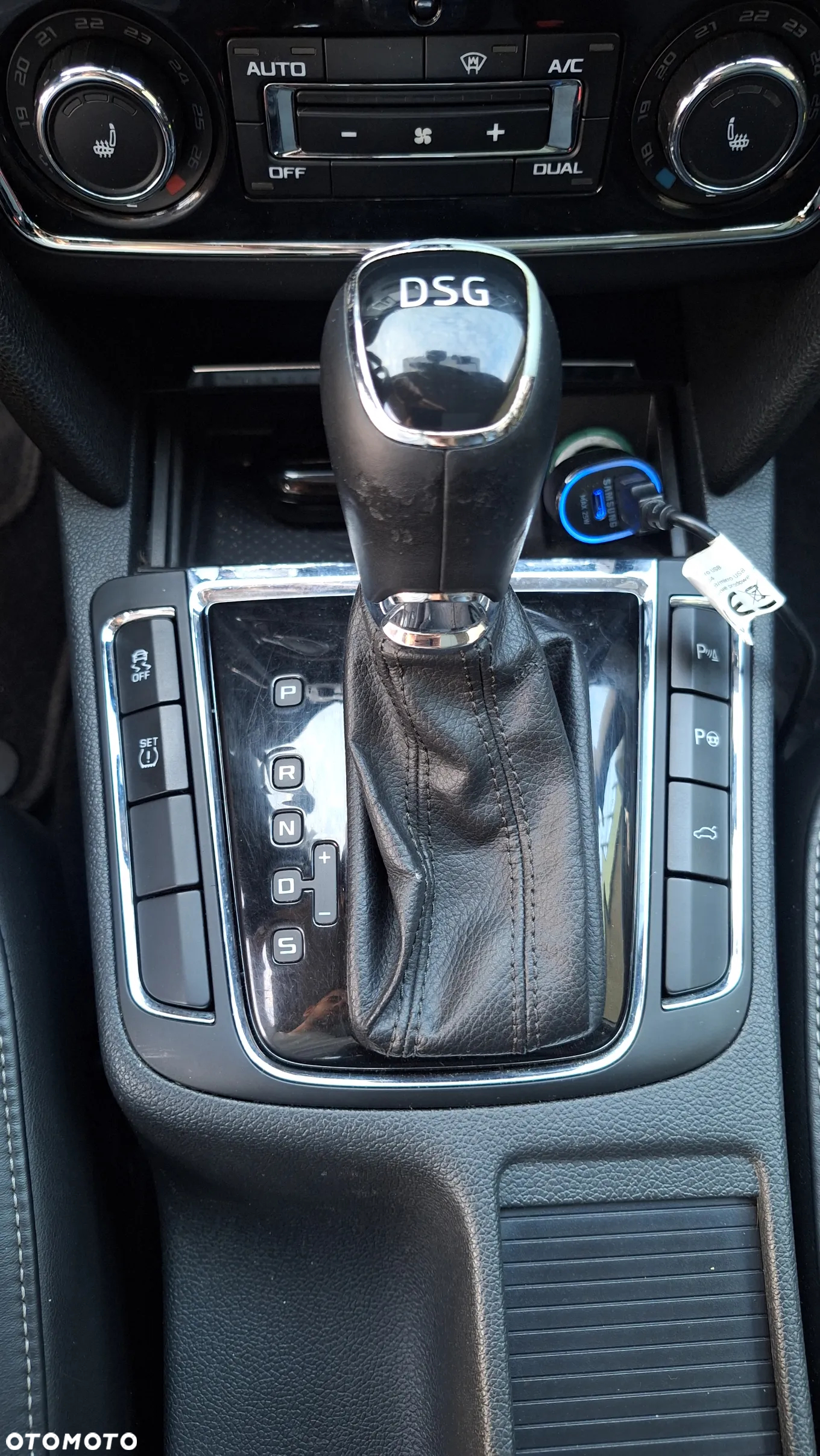 Skoda Superb 1.8 TSI Platinum DSG - 27