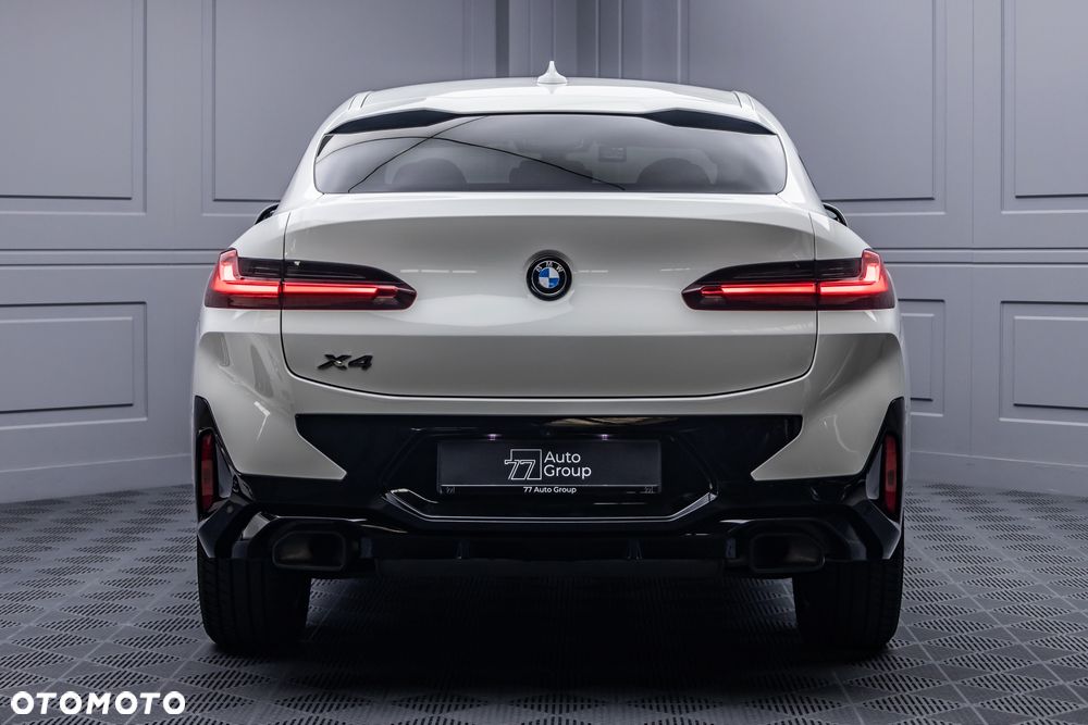 BMW X4 xDrive20i sport - 9