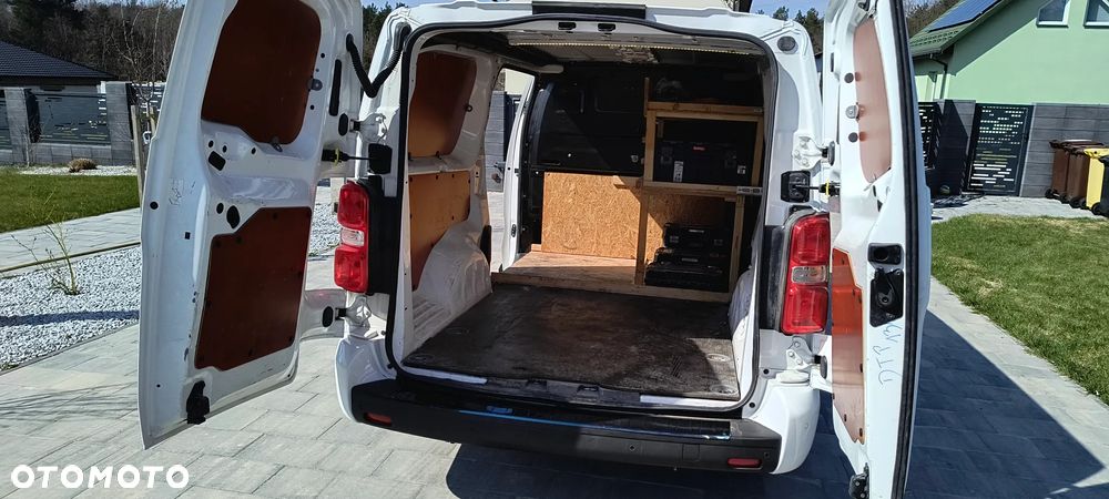 Opel Vivaro - 8