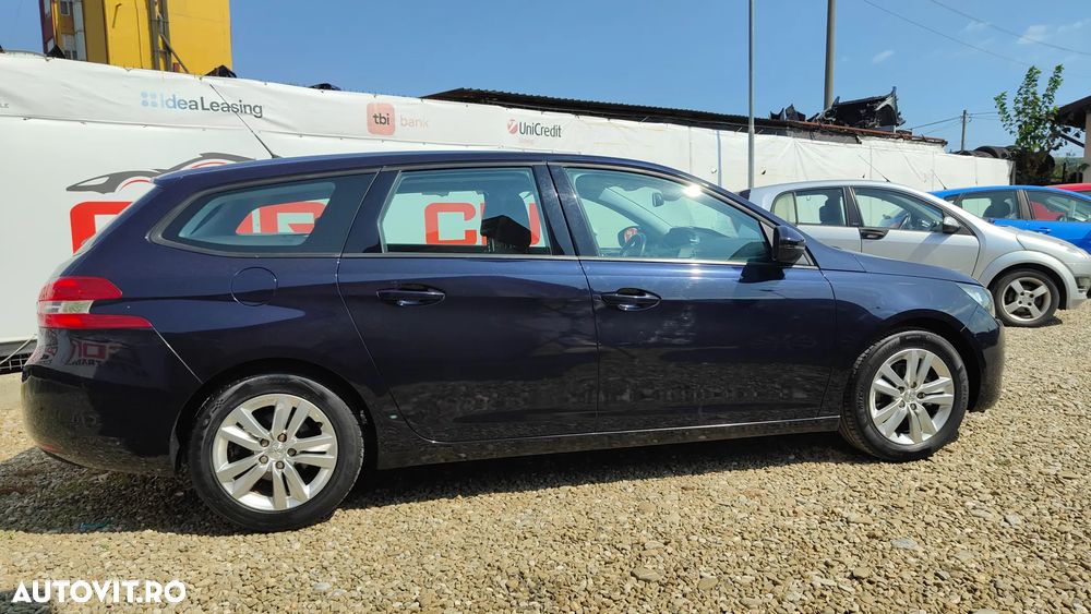 Peugeot 308 - 10