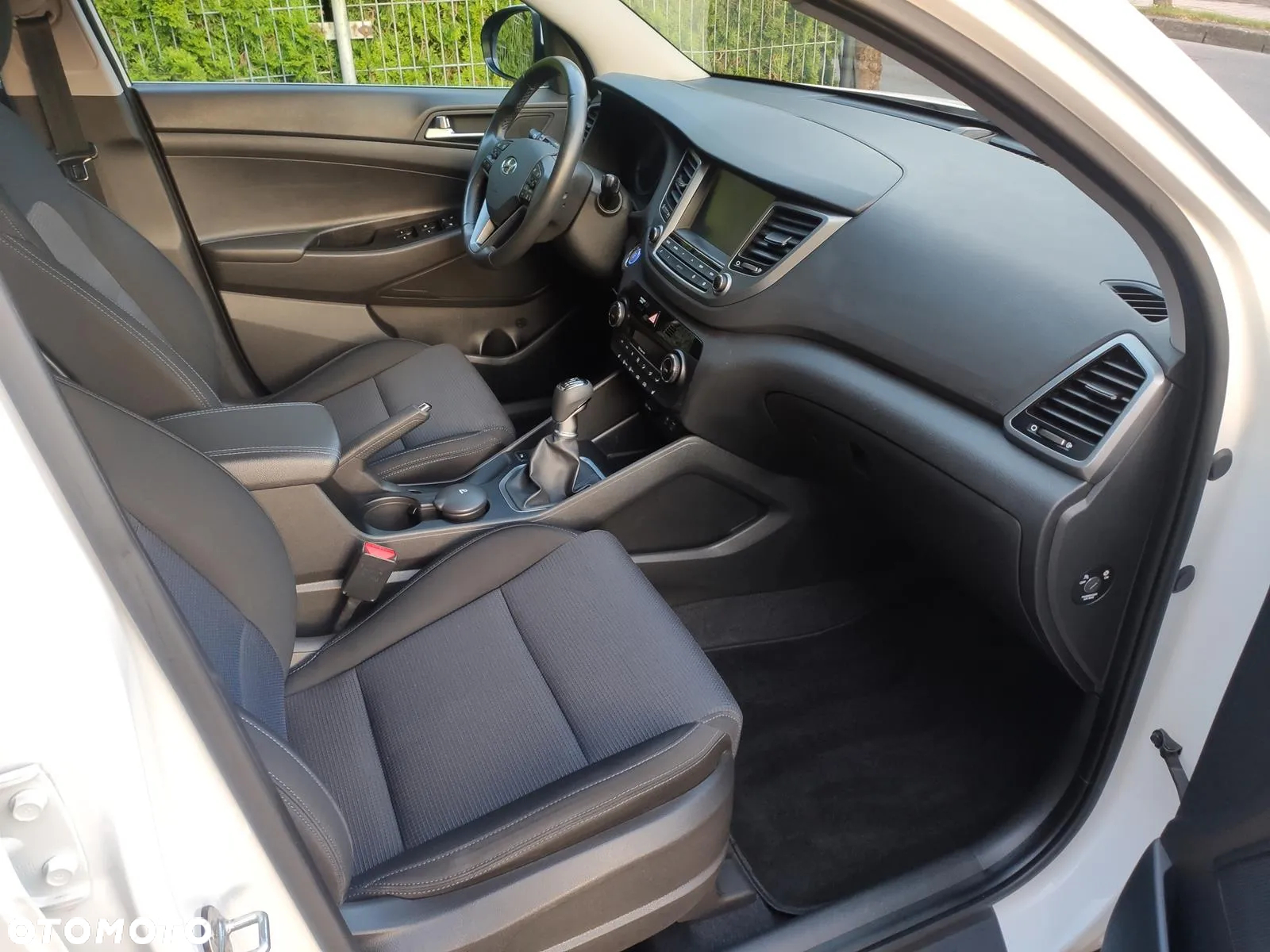 Hyundai Tucson 2.0 CRDi 2WD Style - 27