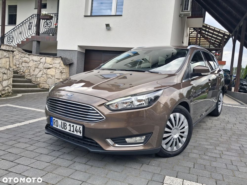 Ford Focus - 10