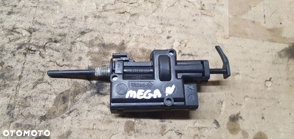 Silniczek klapki wlewu paliwa Renault Megane II 8200305732B - 1