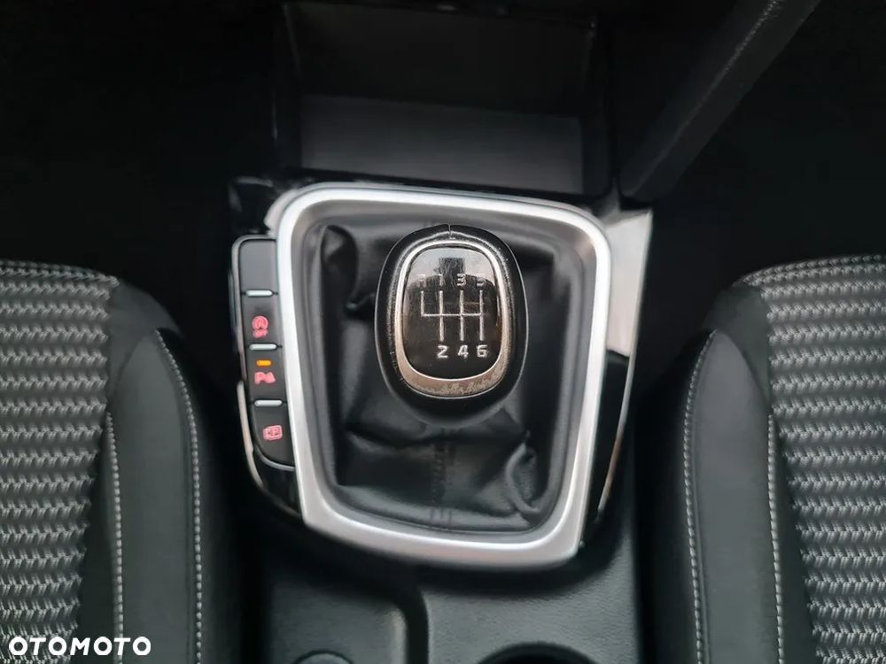 Kia Ceed 1.5 T-GDI Business Line - 25