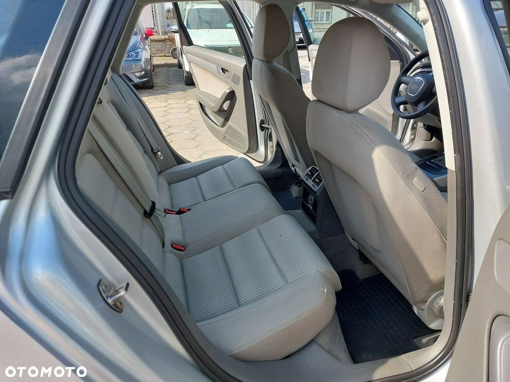 Audi A4 Avant - 12