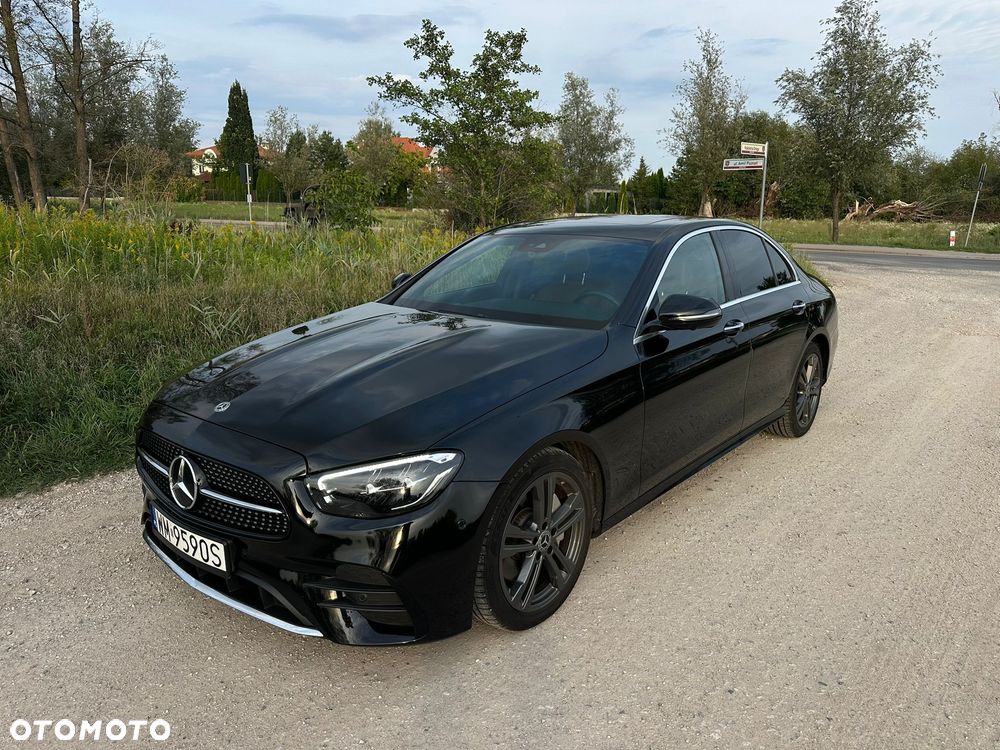 Mercedes-Benz Klasa E 300 9G-TRONIC AMG Line - 1