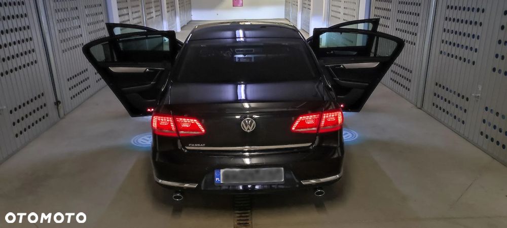 Volkswagen Passat 2.0 TDI 4Mot Highline DSG - 21