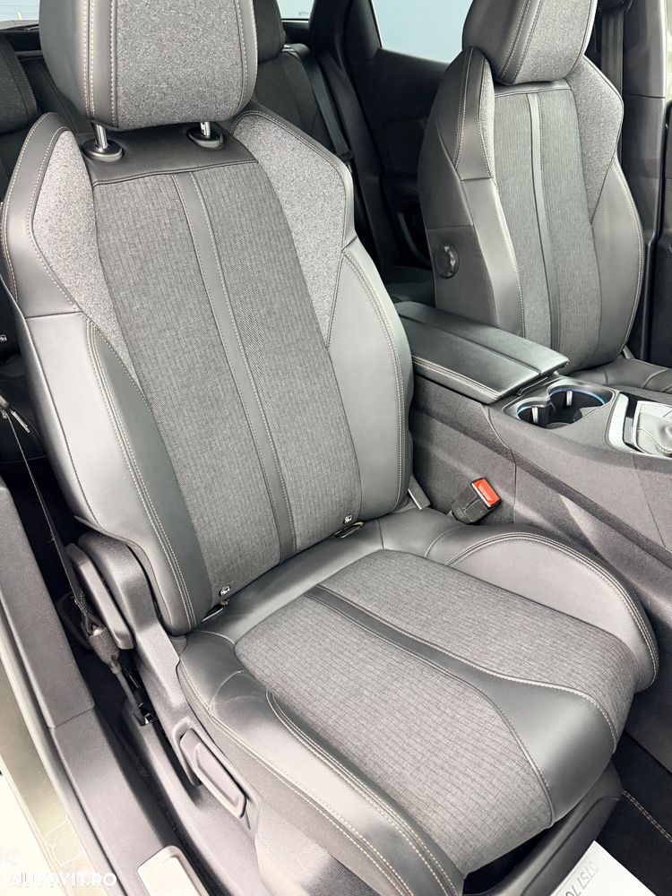 Peugeot 3008 1.2 PureTech Turbo S&S GT-Line - 18