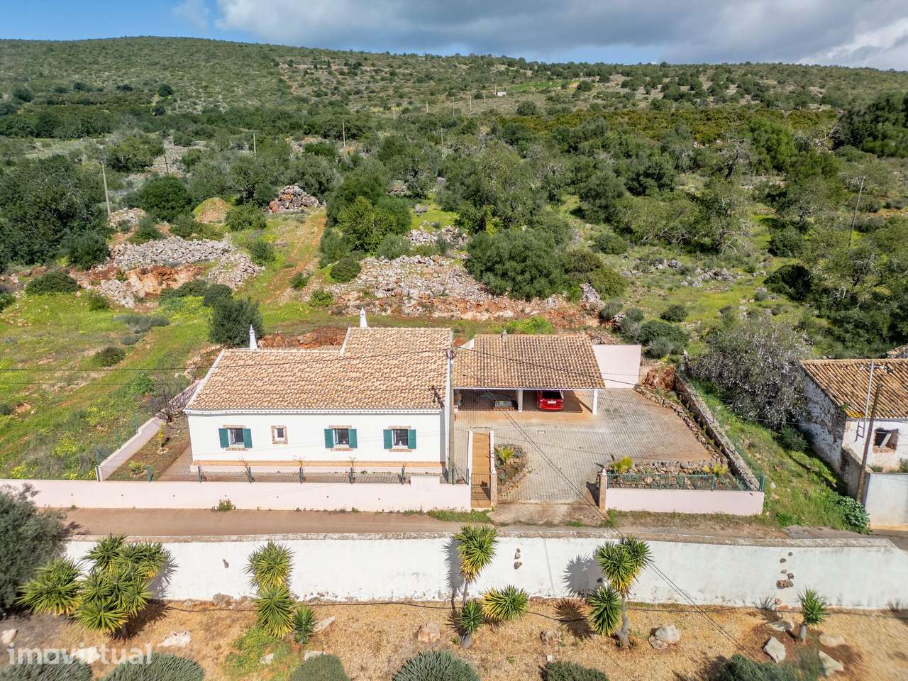 Quinta encantadora V3 com potencial de expansão perto de Albufeira - Grande imagem: 2/44