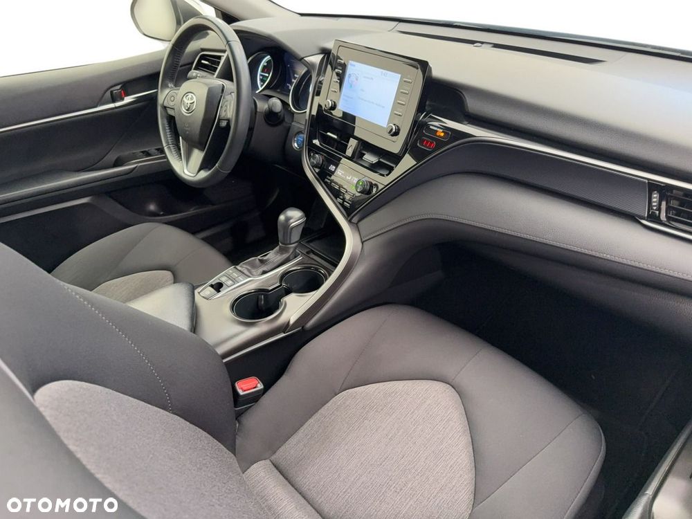 Toyota Camry - 15
